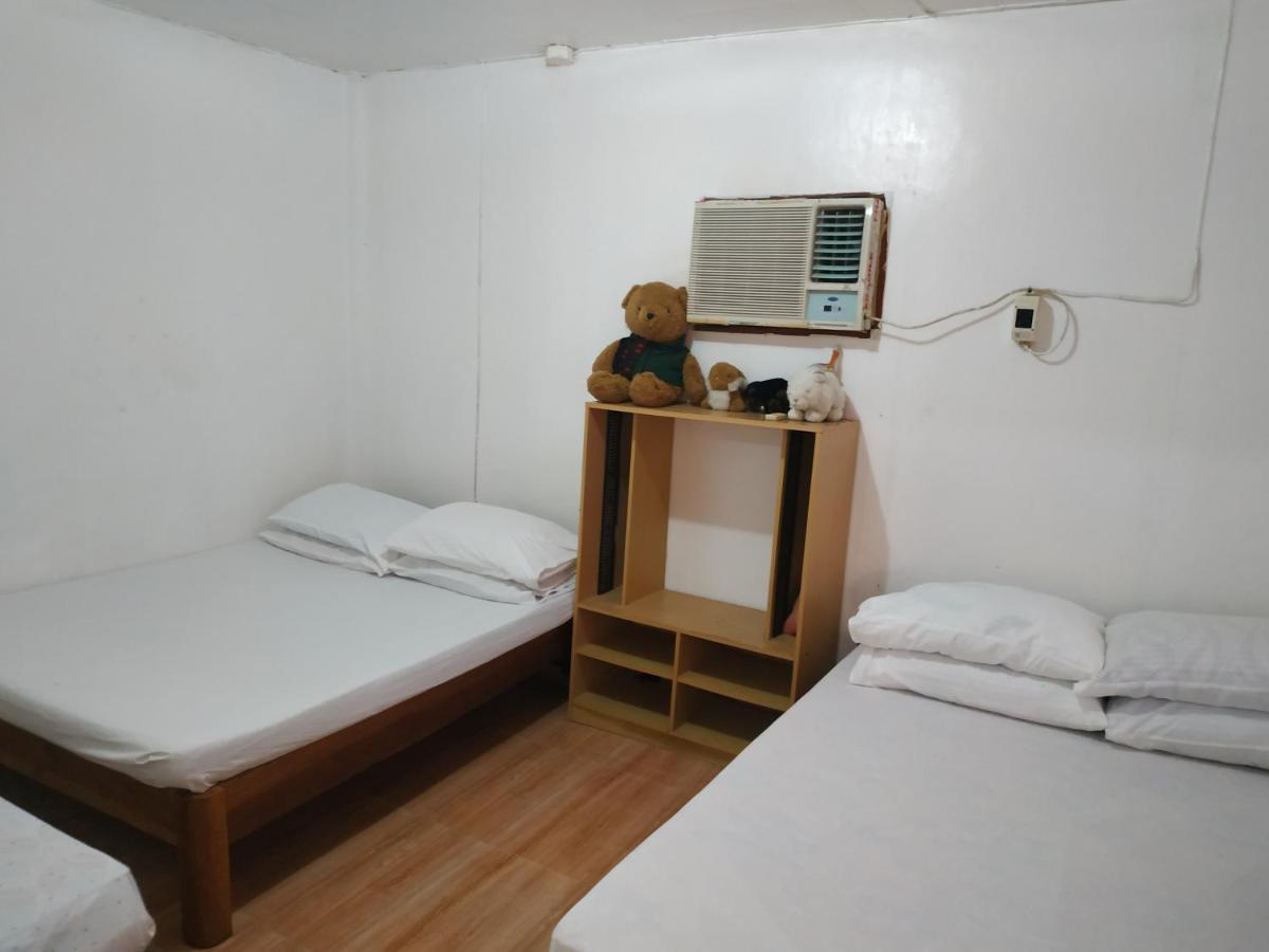 Emoks Guest House Moalboal Luaran gambar